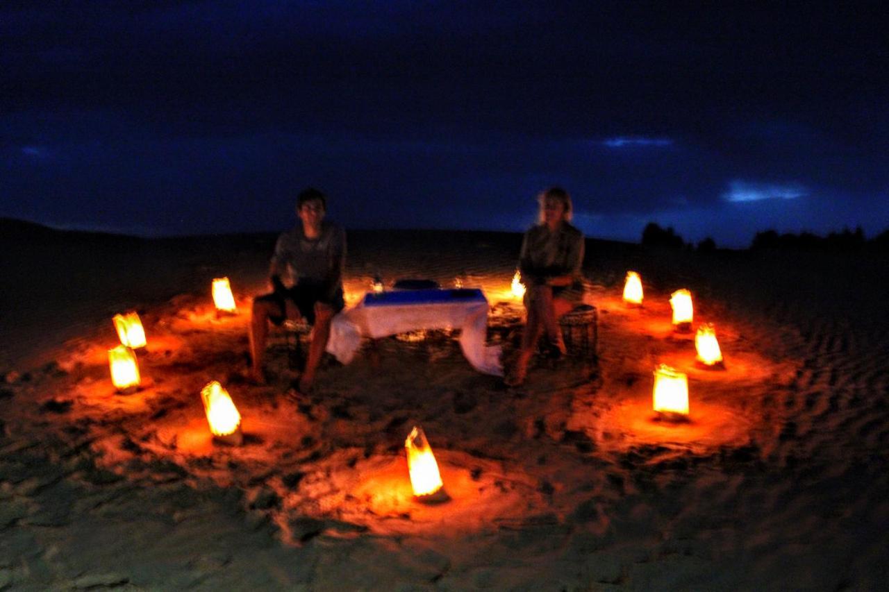 Luxury Camp Camelhouse Hotell Merzouga Exteriör bild